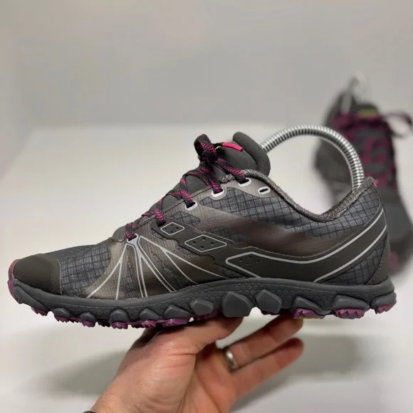 New Balance WT1010v2 Trail Running Shoes Women’s 7.5 Gray Pink Vibram - Picture 12 of 14